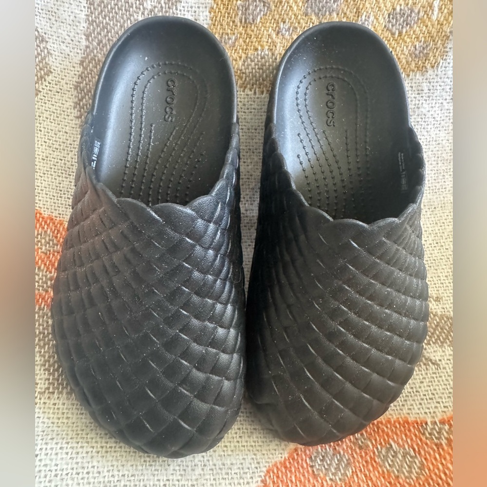 CROCS Black Dylan Woven Clog